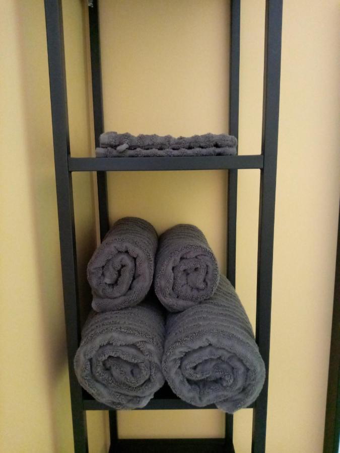 Jonquille Chic La Piccola Venezia Bed & Breakfast Vrecourt Bagian luar foto